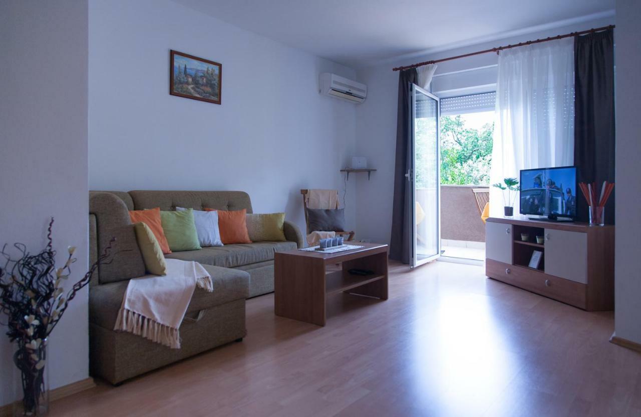 Apartment Helga Лижнян Экстерьер фото